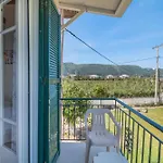 Giorgos House First Floor