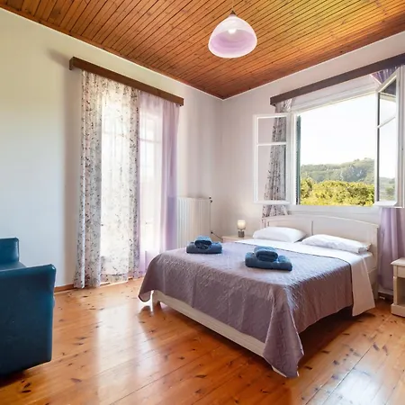 Giorgos House First Floor *