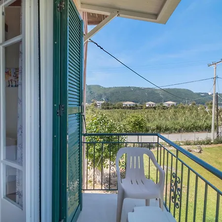 Giorgos House First Floor