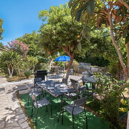 Giorgos House First Floor Hébergement de vacances *